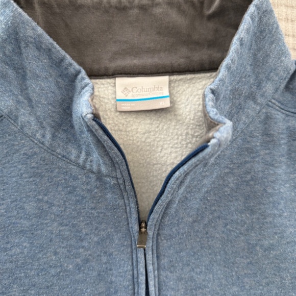Columbia Pullover - Picture 2 of 2